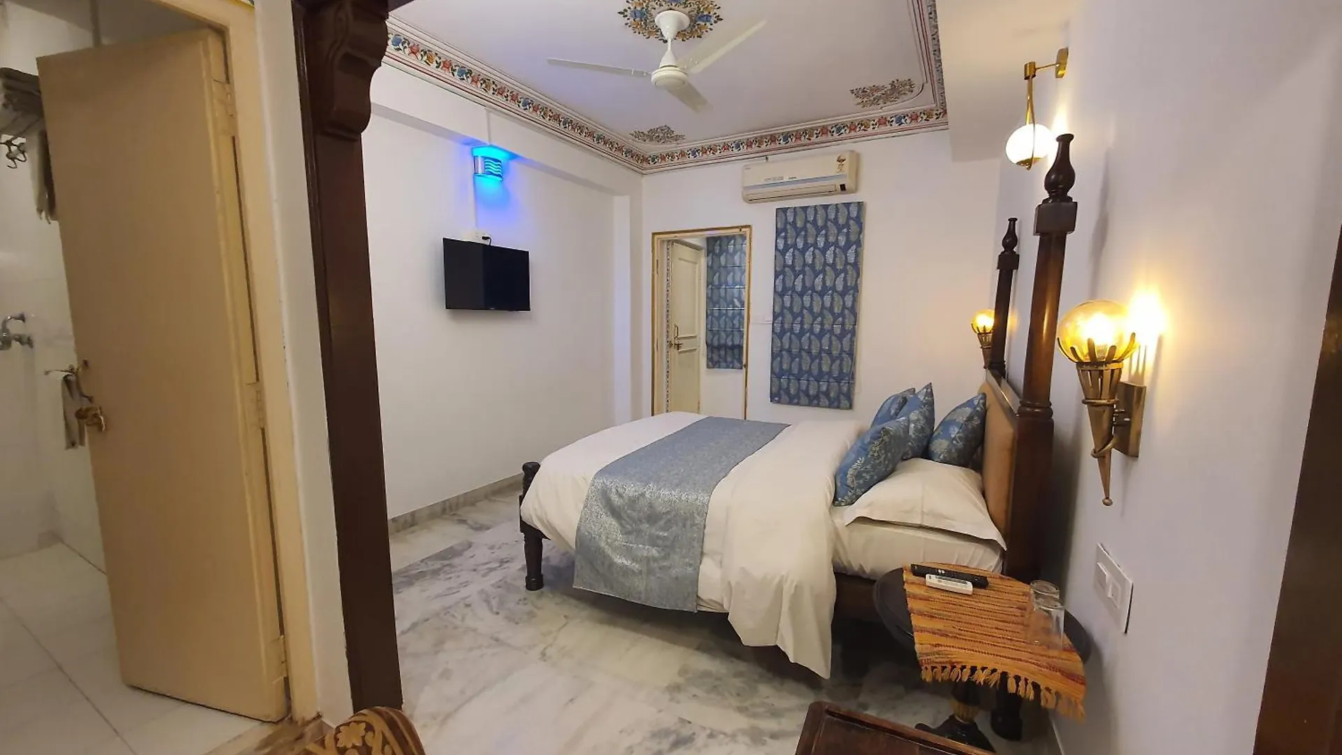 The Haveli By The Lake Udaipur Hotell